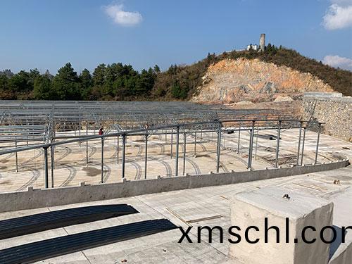 活動(dong)闆房(fang)