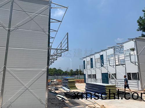 活動闆(ban)房(fang)